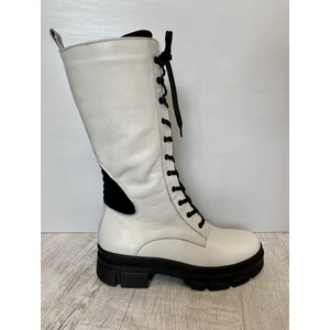 Simen lengyel csizma fűzős fehér-fekete